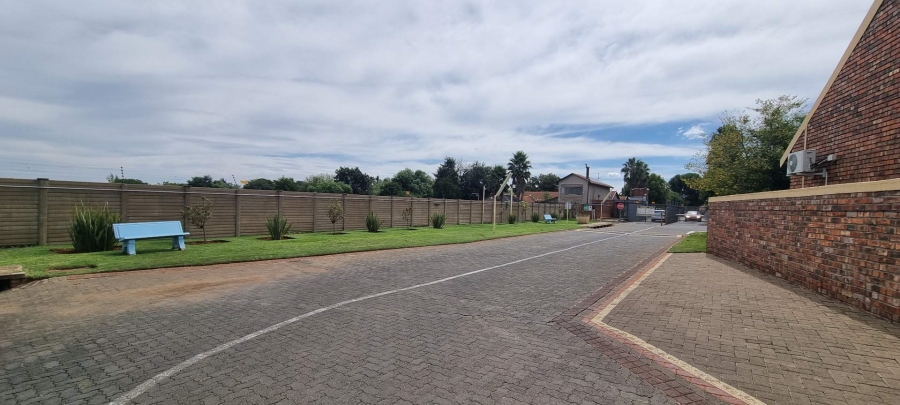 3 Bedroom Property for Sale in Langenhovenpark Free State